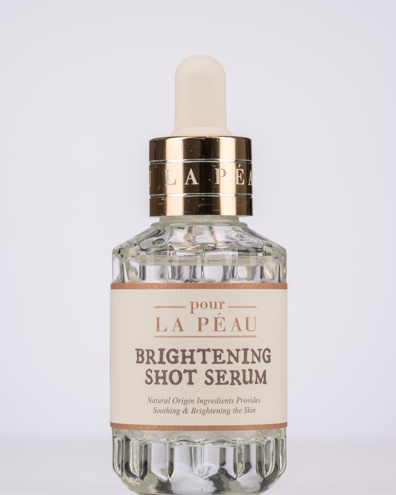 Suero aclarante con niacinamida - Pour la peau